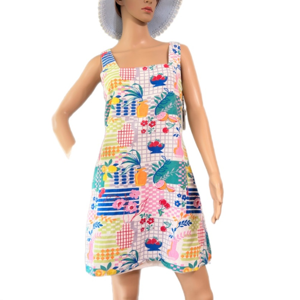 Japna 
Vibrant Tropical Sundress
Size L